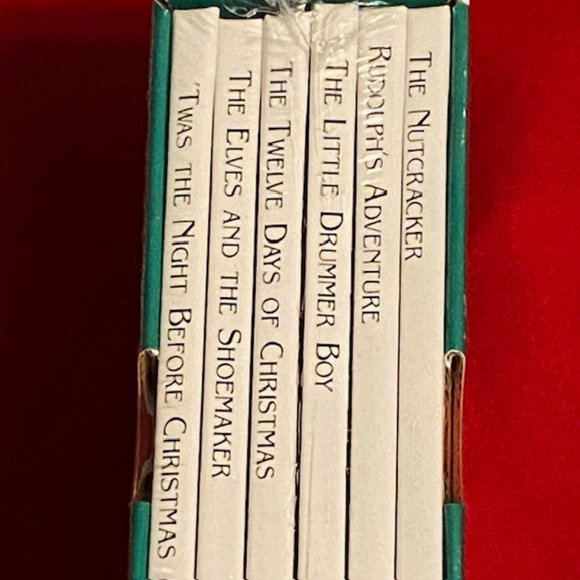 Classic Christmas Tales 6 Mini Book Set Publications International - 1993 -  New - Picture 4 of 7